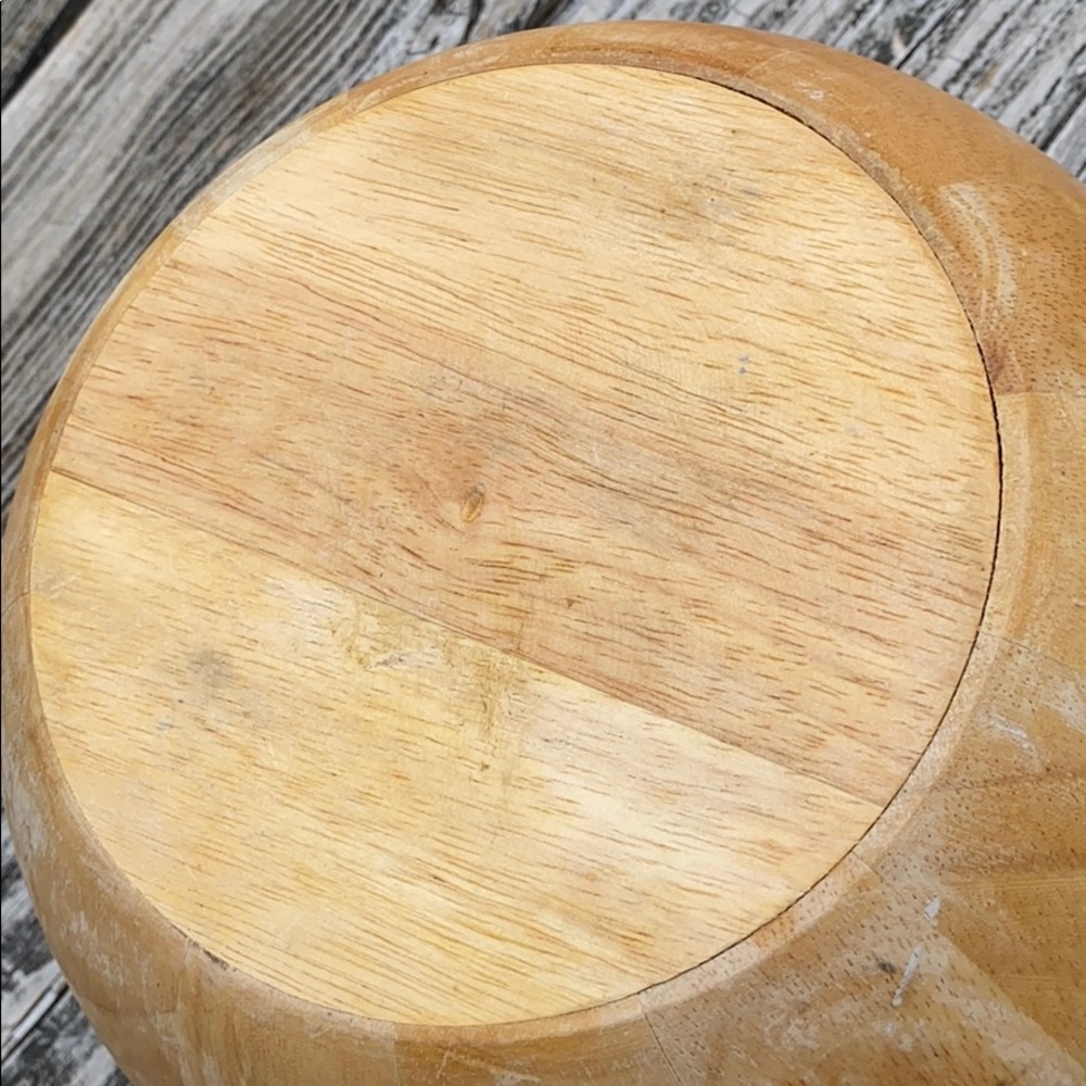 Wooden Salad Bowl with Thongs - Picture 15 of 16